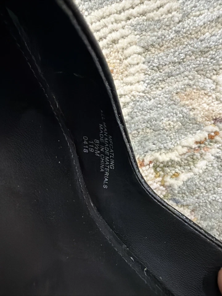 Marc Fisher Black Patent Leather Sling back Heels Pointed Toe Women’s Size 8.5 M - Image 4 of 4