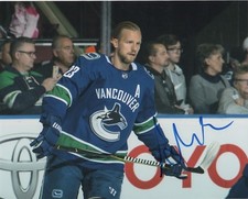 Vancouver Canucks Alexander Edler Autographed Signed 8x10 NHL Photo COA B