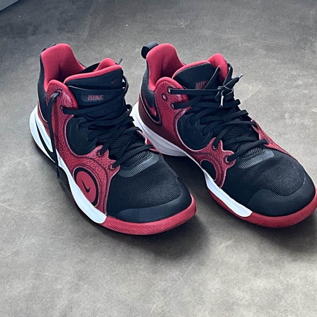 Size 9.5 - Nike Fly By Mid 2 Black Gym 