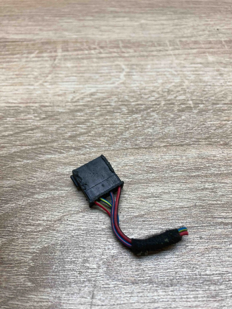 6909052 1355899 1B BMW Land Rover Connector Plug Unit Computer 