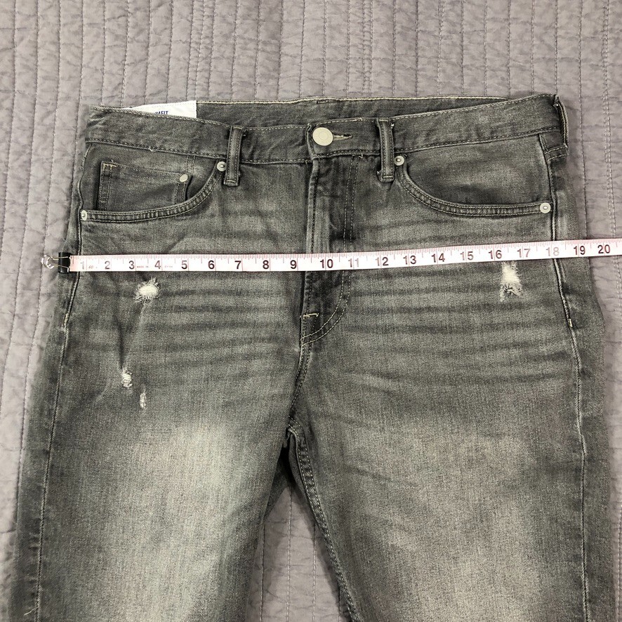Picture 11 of 24