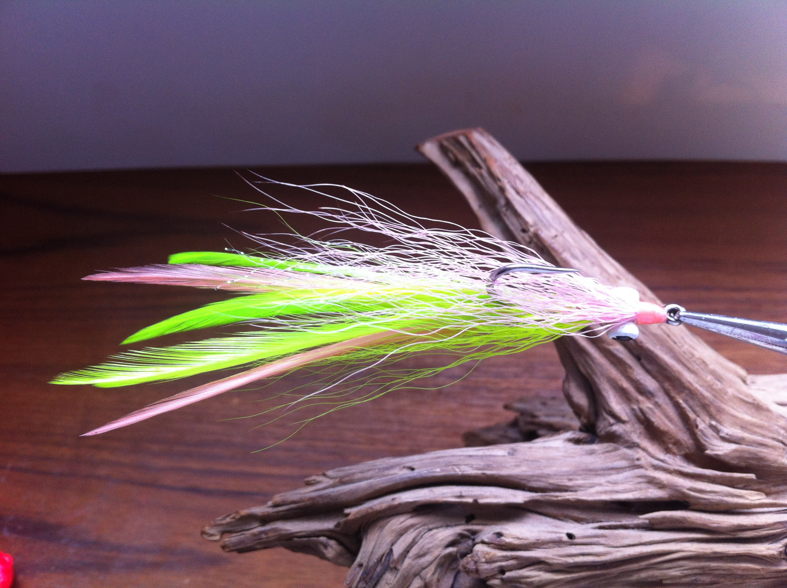 CLOUSER/DECEIVER FLY CHARTREUSE/PINK 2 FLIES 1/0 34007 redfish