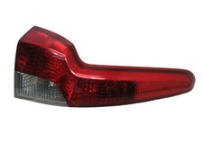 Rückleuchte Rücklicht links passt für VOLVO V50 (MW) 1.6 D 30744541