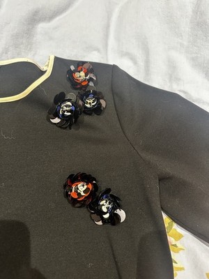 Guess Top With 3-D Flowers Size Medium