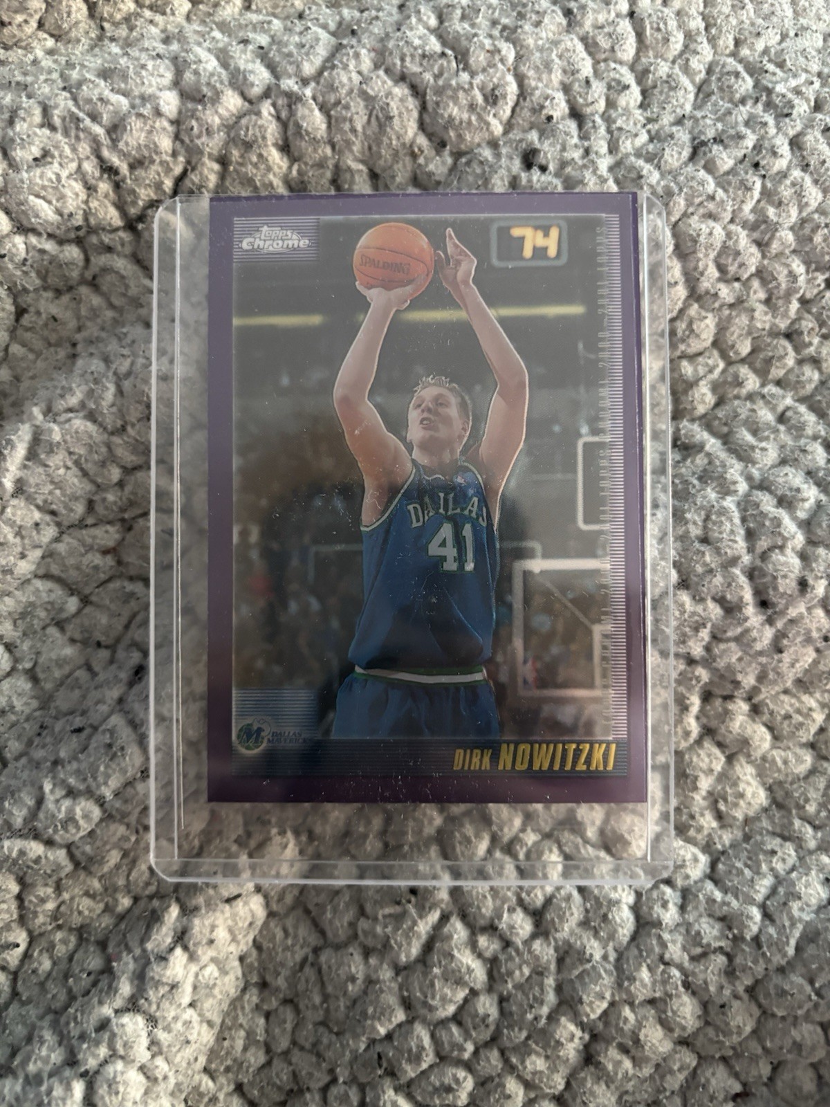 2000-01 Topps Chrome - Dirk Nowitzki #13 Refractor