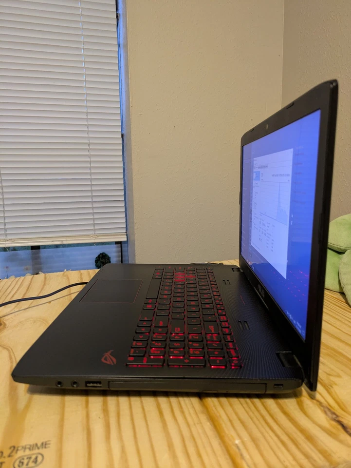 Asus ROG GL552VW Gaming Laptop, Intel core i7 CPU, 16GB RAM, 256GB SSD, 1TB HDD - Image 2 of 4