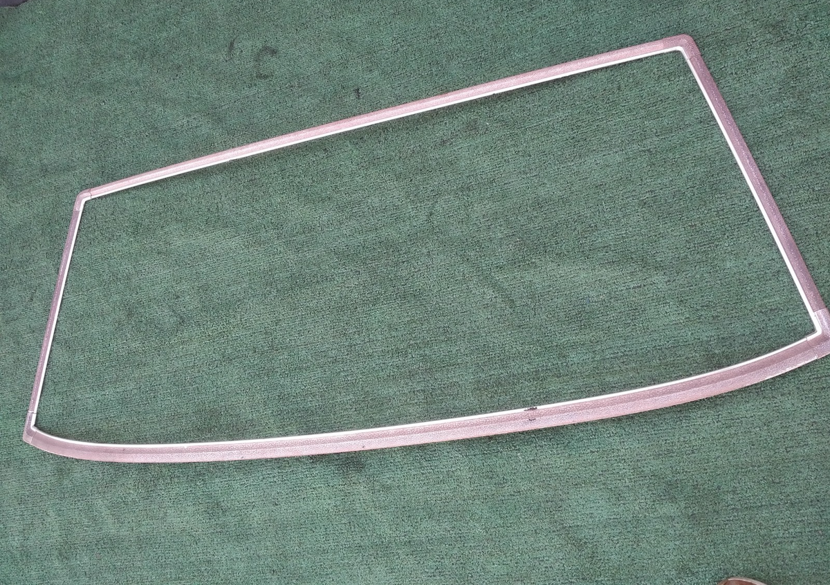 1974 74 75 76 Oldsmobile 98 Regency Rear Window Trim Moldings DONK