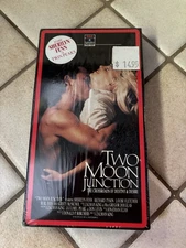 NEW - VHS: Two Moon Junction: RCA Columbia: Sherilyn Fenn, Zalman King SEALED