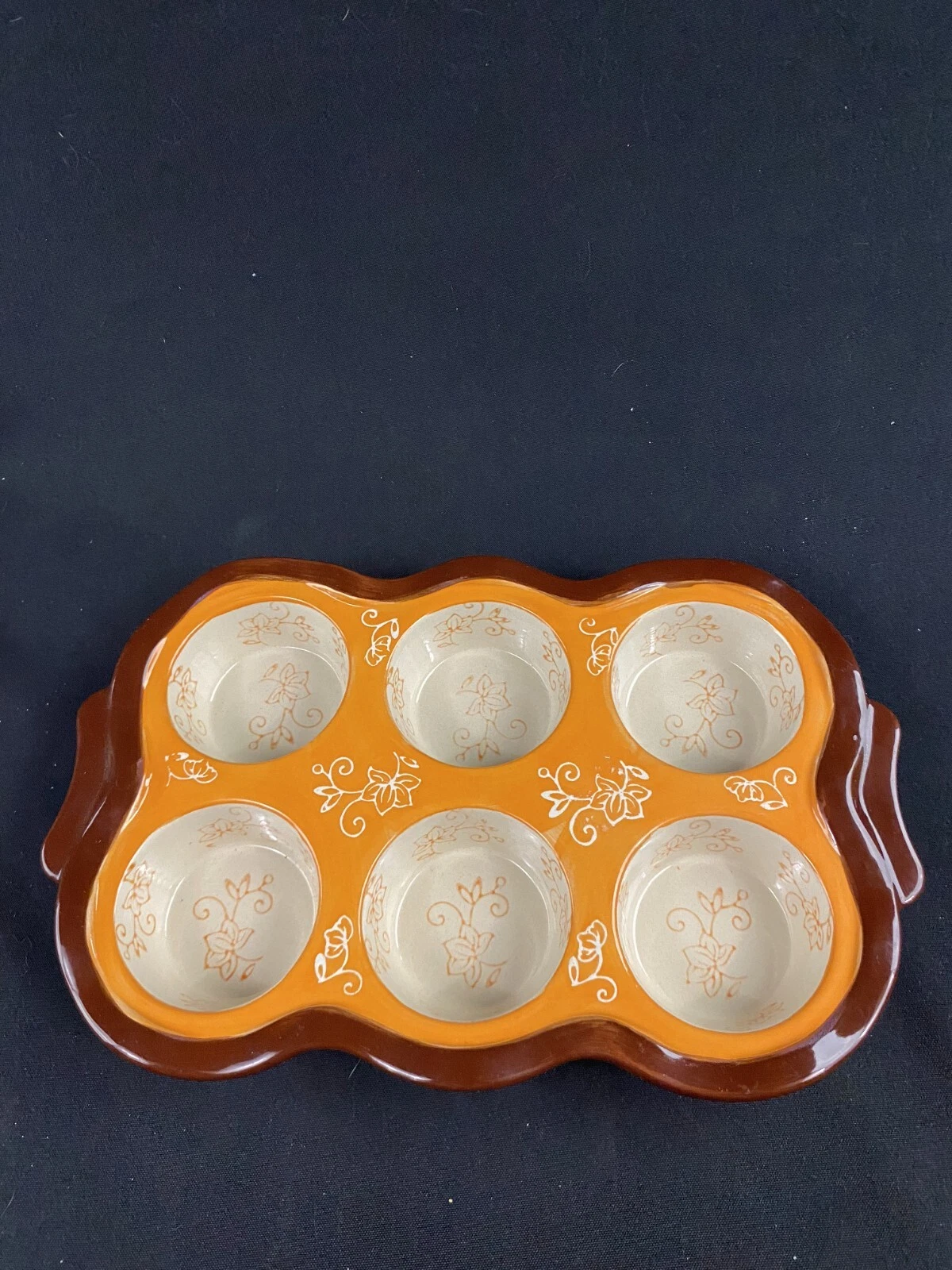 Temptations by Tara Muffin/Cupcake Pan Floral Lace Orange Brown Oven/Table