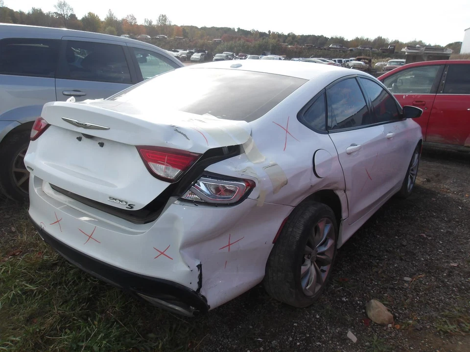 Б/у переключатель зажигания подходит: 2016 Chrysler 200 приборная панель установлена Sdn класса A - Изображение 4 из 4