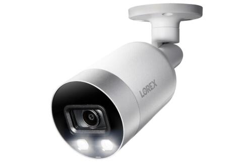Lorex E891AB-E Wewnętrzna/zewnętrzna kamera IP 4K Ultra HD Security Bullet, kolorowa noc - Zdjęcie 1 z 11