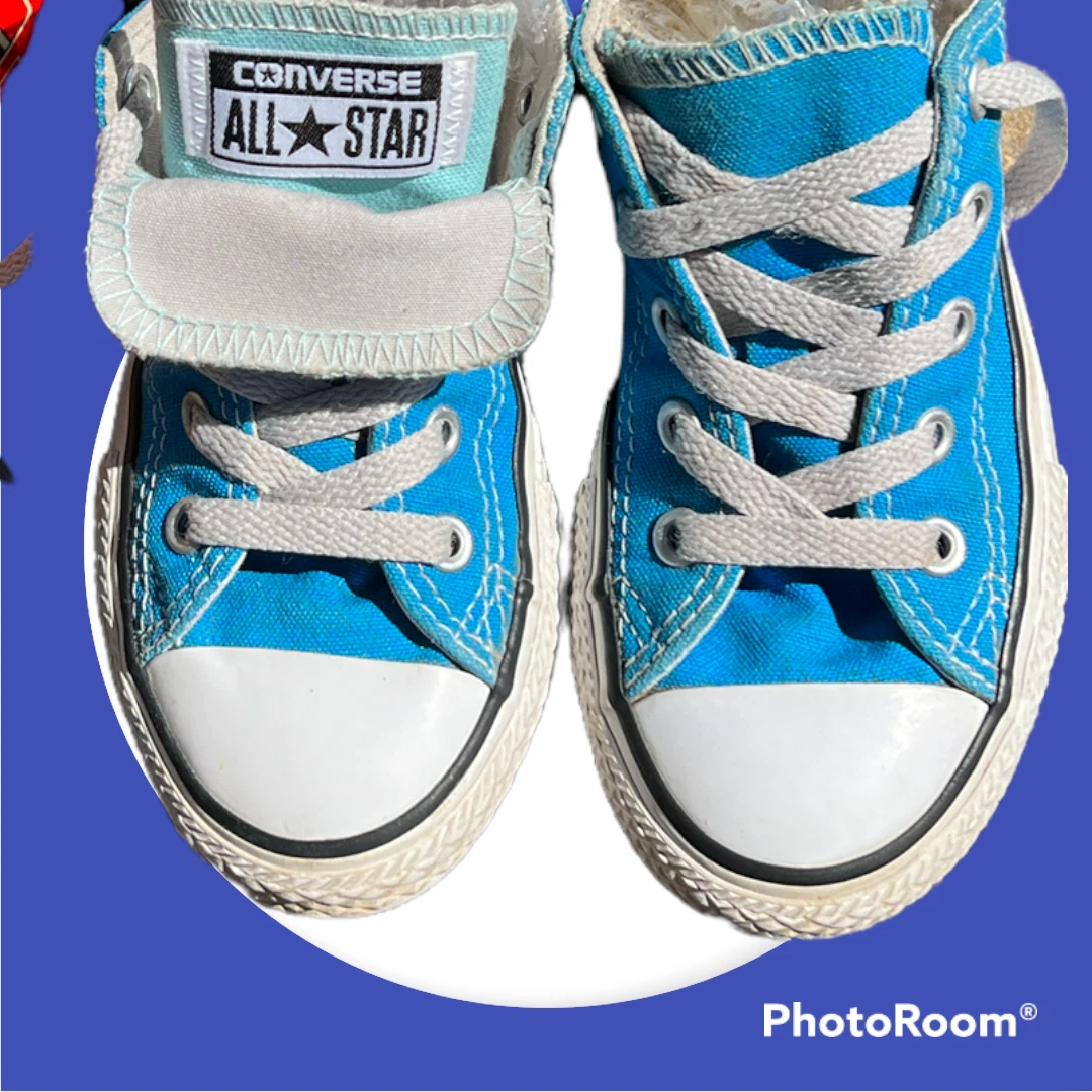 Converse All Star Youth Size 12 Low Top Blue With Gray Laces Back To School