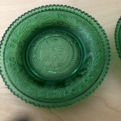 Vintage Glass 4" Bicentennial Eagle Cup Plate 1776 ~ Green Lot Of 2 - Picture 2 of 4