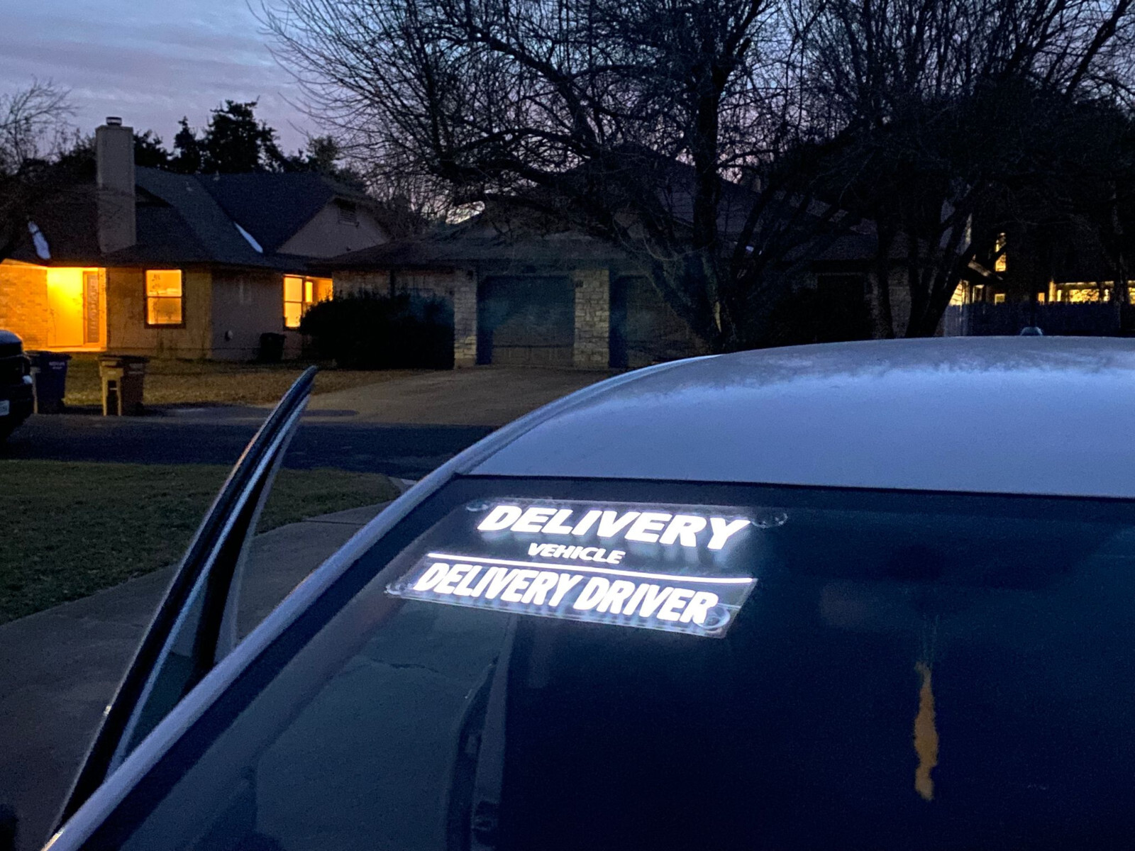 delivery driver car sign