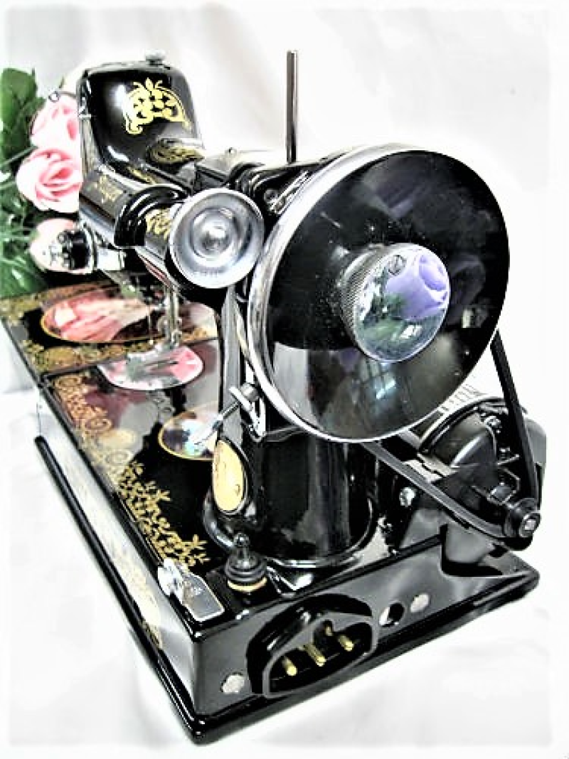 Rare Singer Featherweight 221 Sewing Machine, LADY ALEXANDRA, Princess