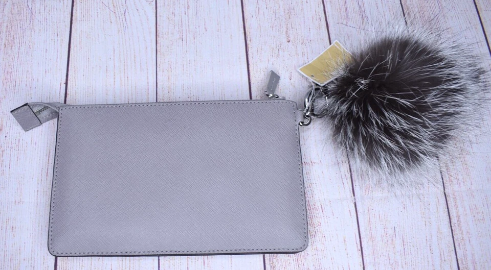 NUEVO NUEVO CON ETIQUETAS Michael Kors Mediano Refuerzo Gris Cuero Muñequera con Llavero de Piel Llavero Foto 4 de 4