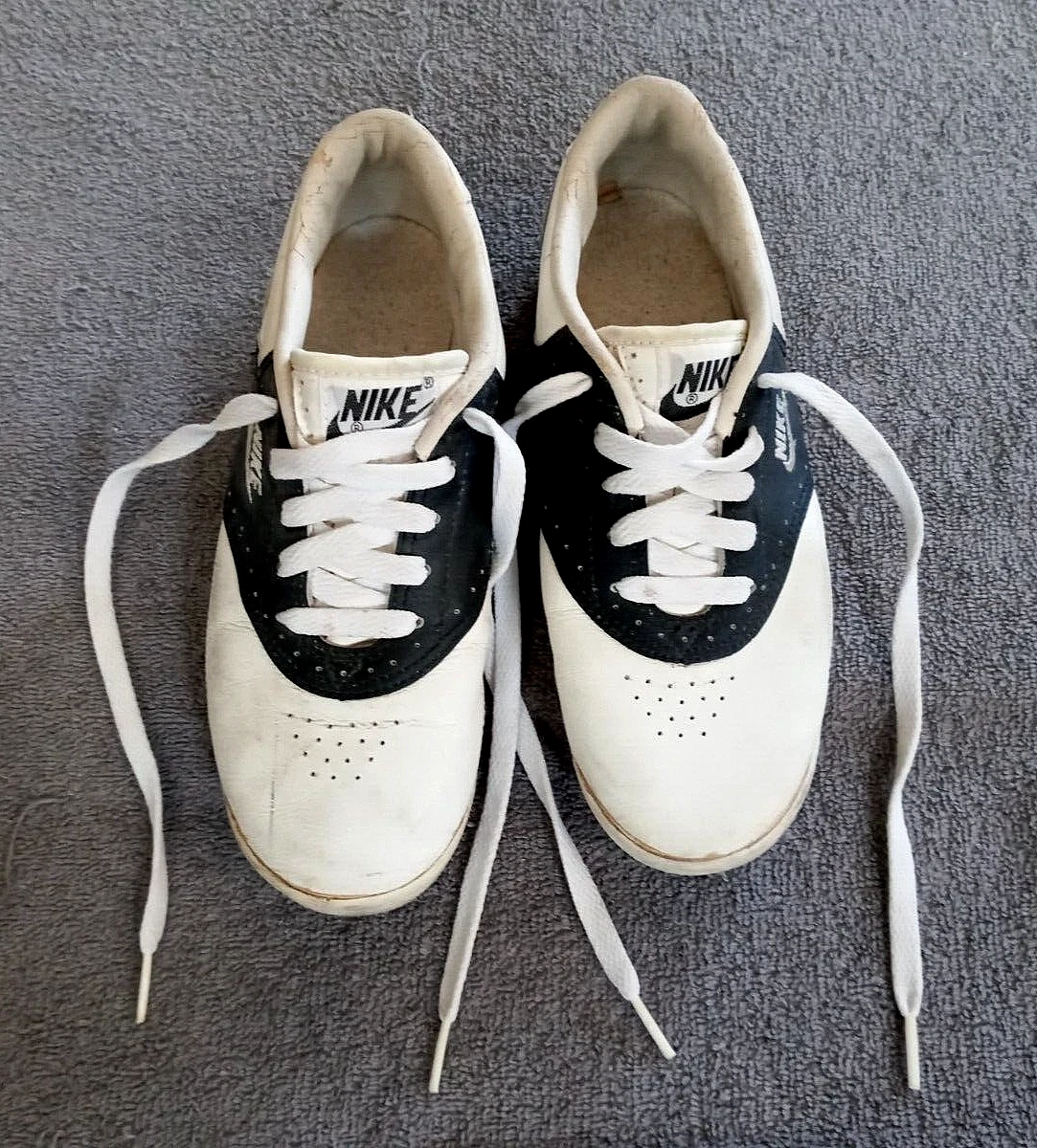 Saddle shoe tennis outlet shoes
