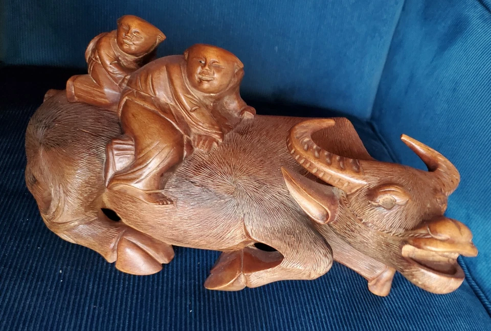 VINTAGE CHINESE 12" HAND CARVED WOODEN OX WITH TWO RIDERS ZEN BUDDHIST STEP 6 - Image 3 of 4