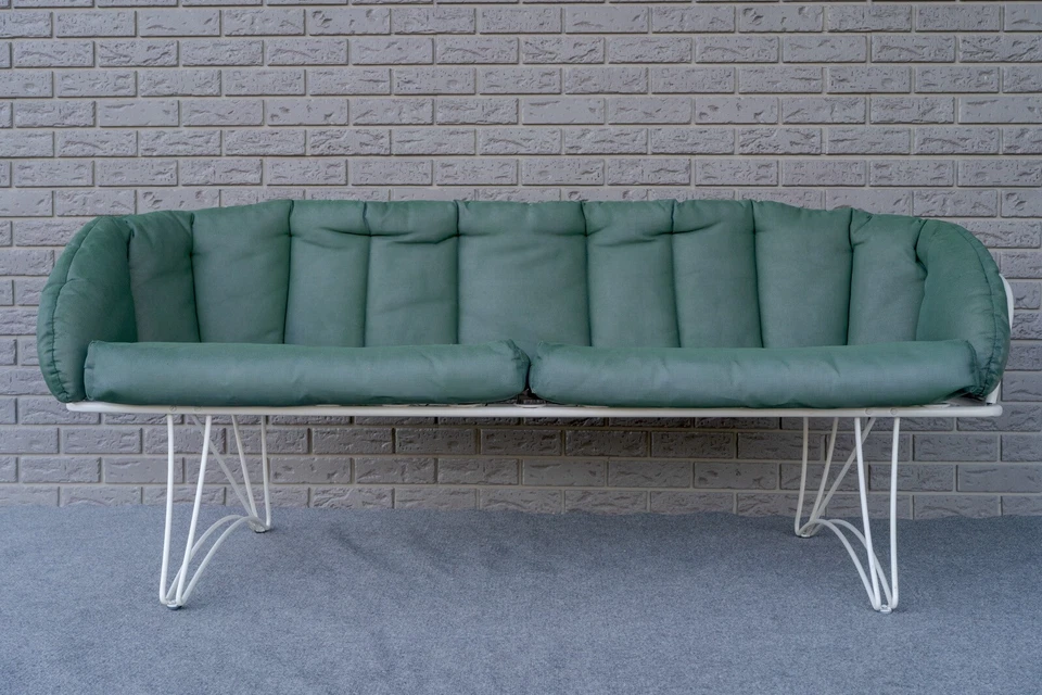 Banco de sofá de patas horquilla de hierro forjado blanco Homecrest moderno de mediados de siglo Foto 2 de 4