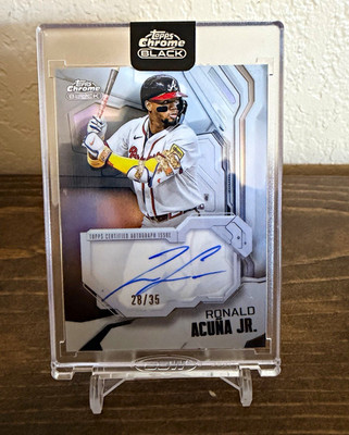 Topps 2025 Chrome Black Ronald Acuña Jr. Ivory Auto #IVA-RA Braves 28/35