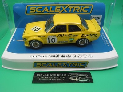 SCALEXTRIC C4590 FORD ESCORT MKl ALL CAR EQUIPE NICK WHITING NEU IN OVP