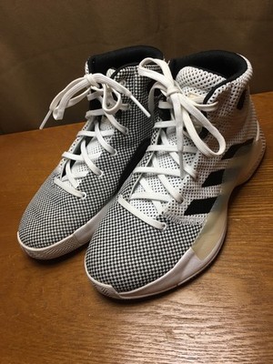 ADIDAS Mens Size 4 CLU 60001 ProBounce Fabric Black/White Hi-Top Basketball Shoe