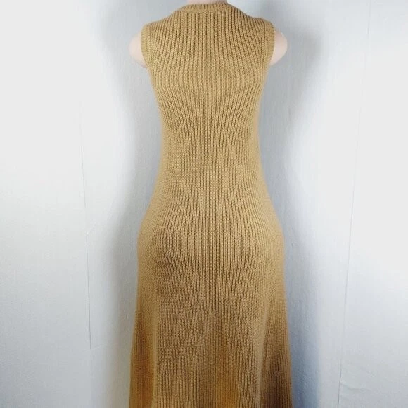 Maxi Vestido Suéter Largo Sin Mangas Tejido Malla Caqui Para Mujer Zara Talla Pequeña Foto 3 de 4