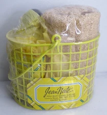 JEAN NATE PICNIC POUR LE BAIN (AFTER BATH SPLASH, LUXURY SOAP, SPONGE) 3PCS SET