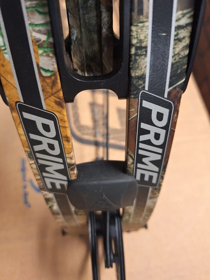 🏹Prime Logic CT-3 Compound Bow Right Hand 55-65#  335fps!🏹 - Image 2 of 4