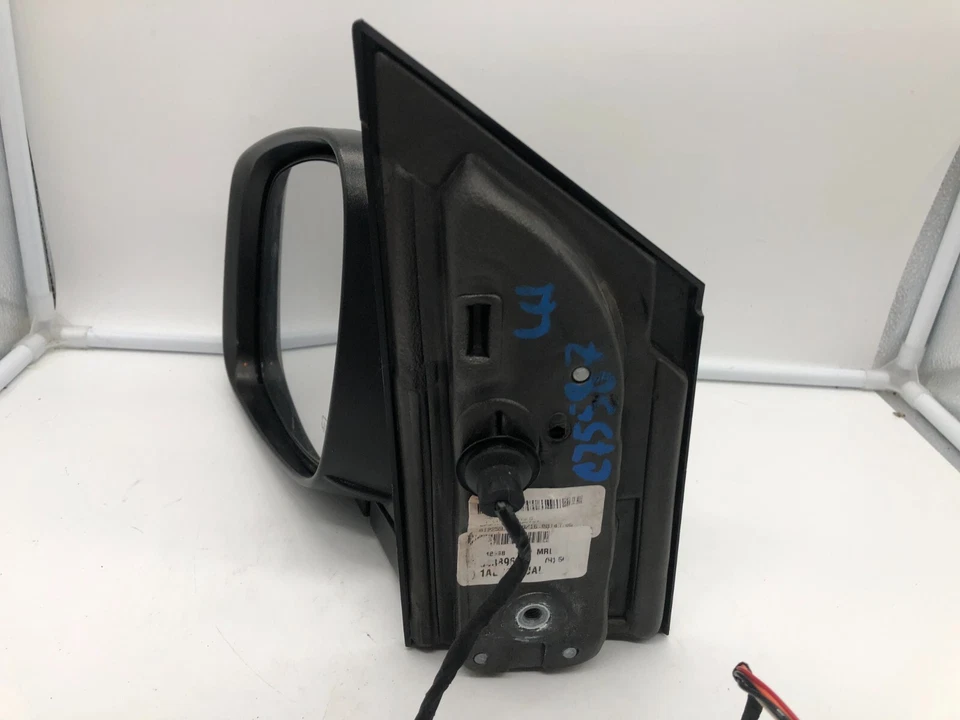 Серое зеркало заднего вида со стороны водителя для Dodge Caravan 2011-2020 годов выпуска от оригинального производителя B01B54042 - Изображение 3 из 4