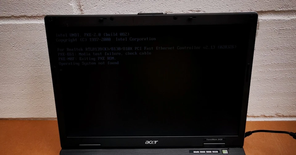 Acer Travel Mate 2420 Personal Computer - Grey - Unit Only (MS2180) *FAULTY*... - Image 3 of 4