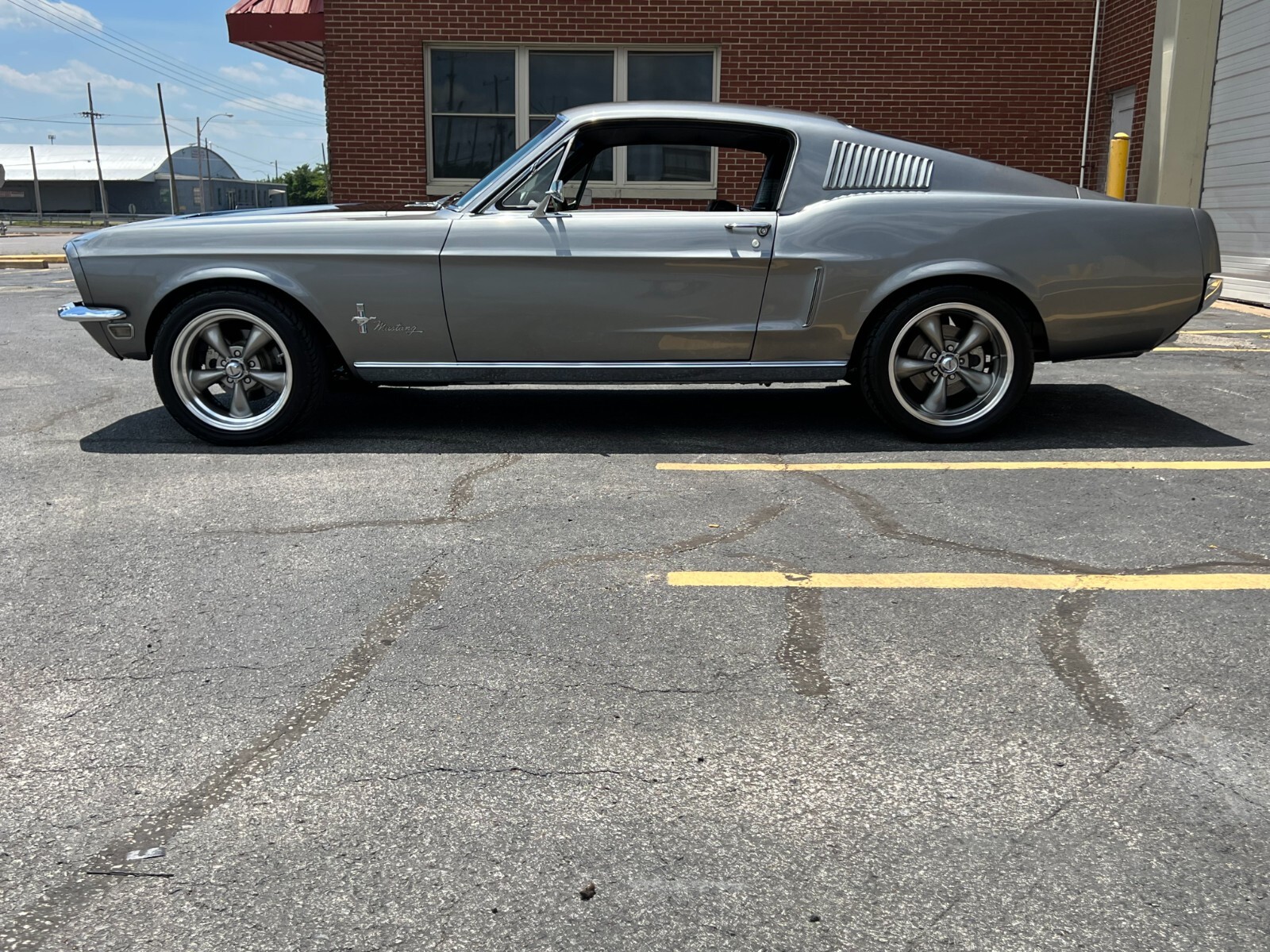 Picture 6 of 24