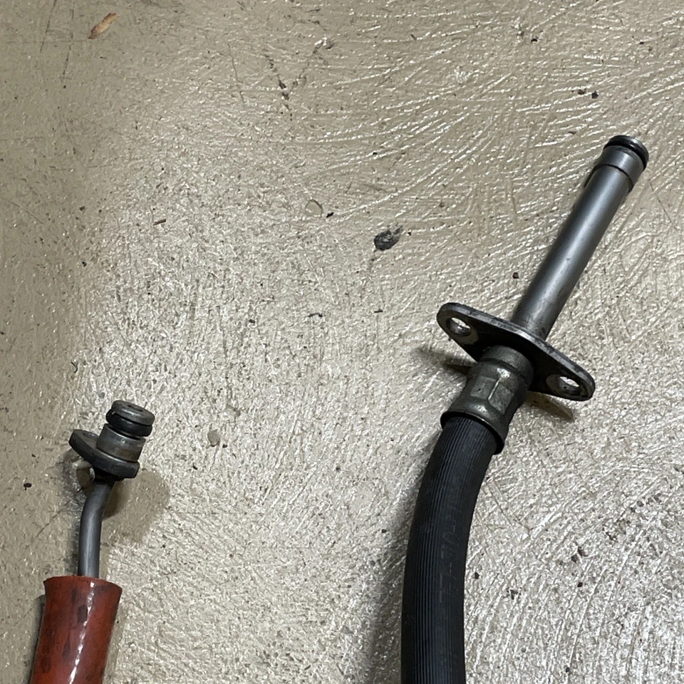 tubo de óleo turbocompressor direito Mercedes Benz gl-CLASS gl X166 Gl450 2013-16 - Imagem 3 de 4