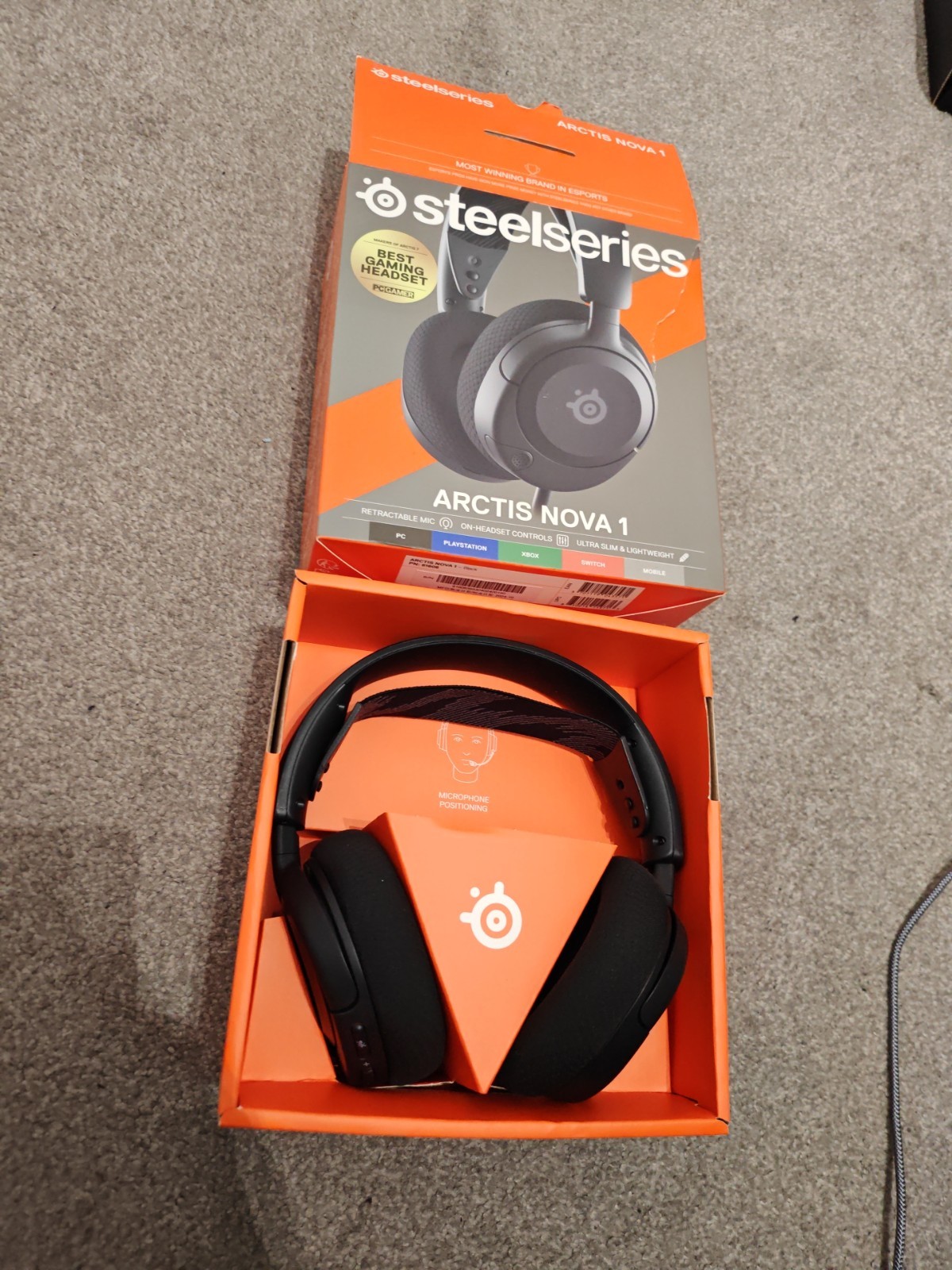 SteelSeries Arctis Nova 1 Over-Ear Gaming Headset *No Aux Cable, Headset Only*