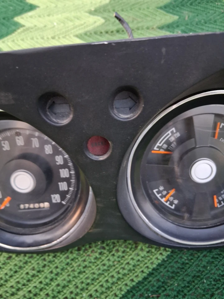 Cuadro de instrumentos velocímetro medidores Mopar Dodge Van B100 B200 B300 1971-1977 Foto 4 de 4