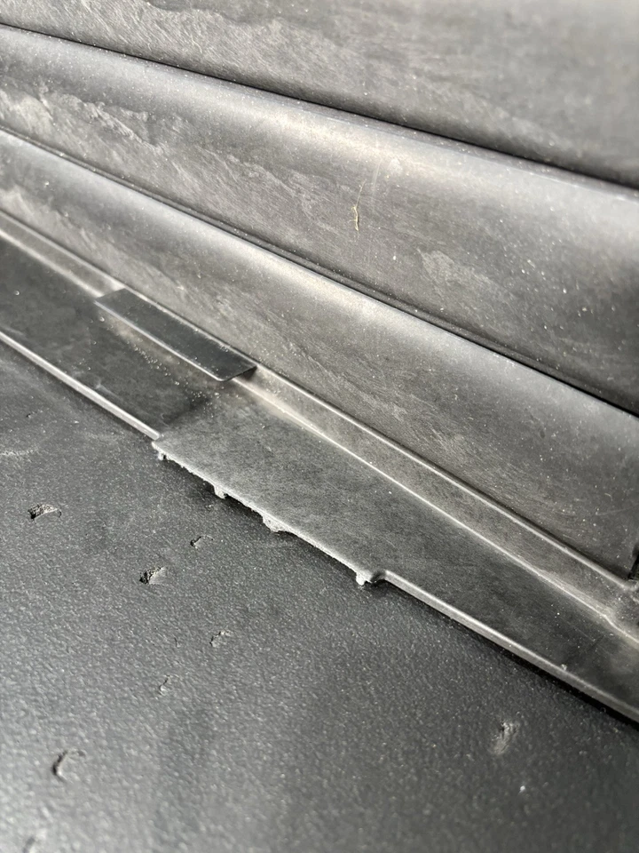 2020-2023 RANGE ROVER EVOQUE RADIADOR INFERIOR OBTURADOR DE AR ATIVO ASSY K8D2-8A118-A - Imagem 4 de 4