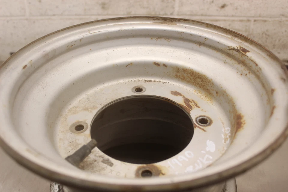 Suzuki Quadrunner 250 LTF250 1990 2x4 llanta trasera K6 Foto 3 de 4