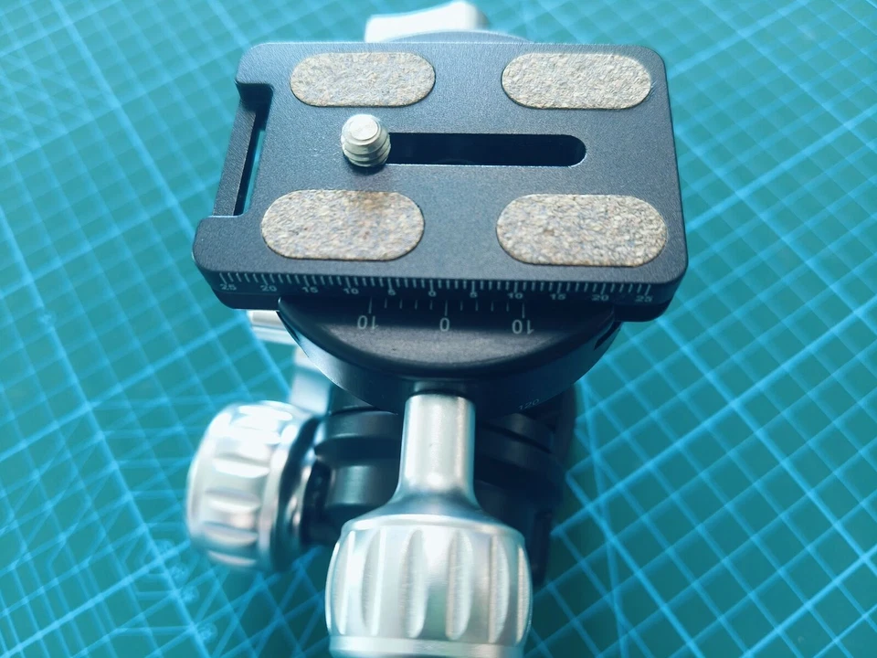 BFC-01A GEAR HEAD Panoramic Geared Ball head Tripod Head for Camera - Image 3 of 4