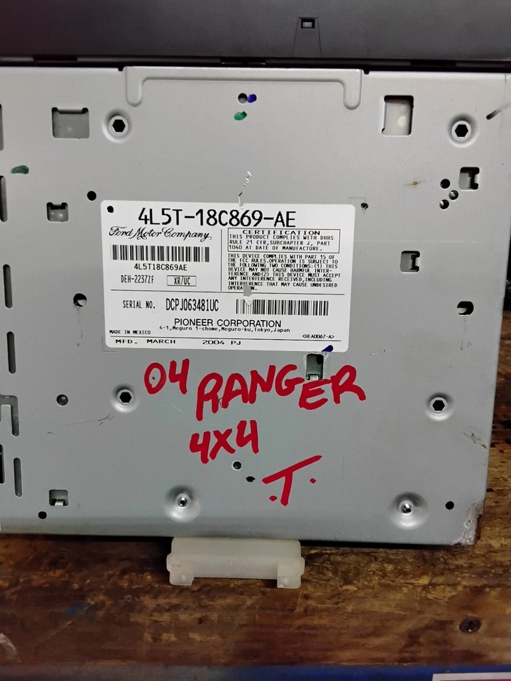 2004-2005 FORD RANGER AM/FM SINGLE CD PLAYER RADIO p/n# 18C869-AE fits ...