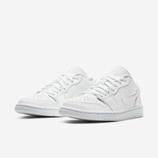 Air Jordan 1 Low 'Triple White' Women's Size 12/Men's Size 10.5 AO9944-111