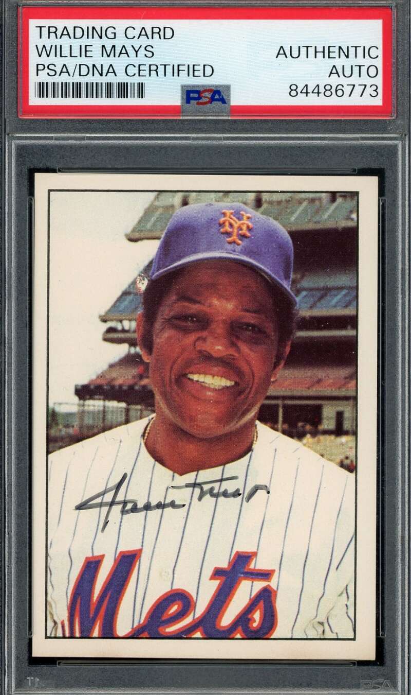 Willie Mays PSA DNA Signed 1975 SSPC Autograph