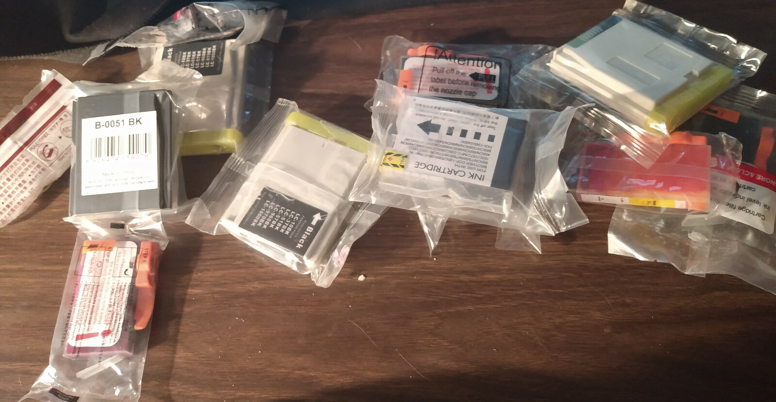 refilled ink cartridges lot - lot of 32 refilled various ink cartridges-image