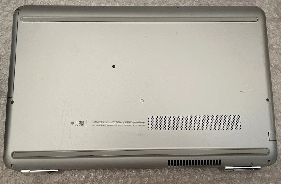 HP Pavilion  AMD A10-9600P Radeon R5 2.40GHz 16GB RAM WINDOWS 11 - Image 3 of 4