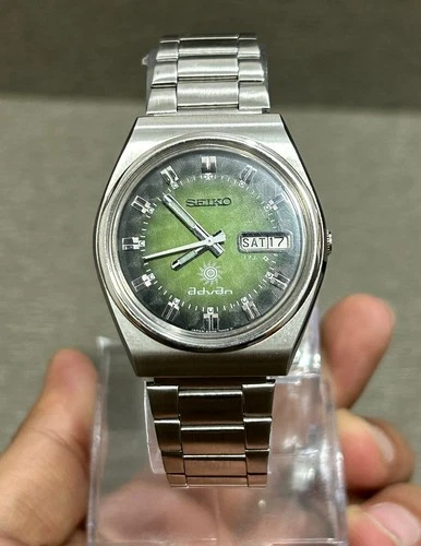 Vintage Seiko Advan 17 Jwl Gradient Green Dial(Change)Japan Men Wrist Watch 6309
