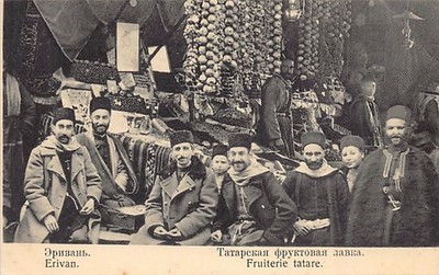 Armeniana - YEREVAN - Tatar fruit seller