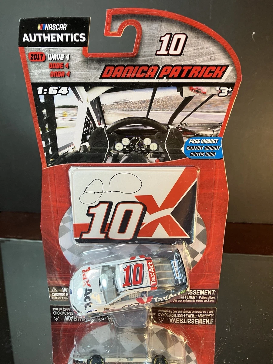 Danica Patrick NASCAR Racecar Diecast Racing Cars 2017 Vehicle