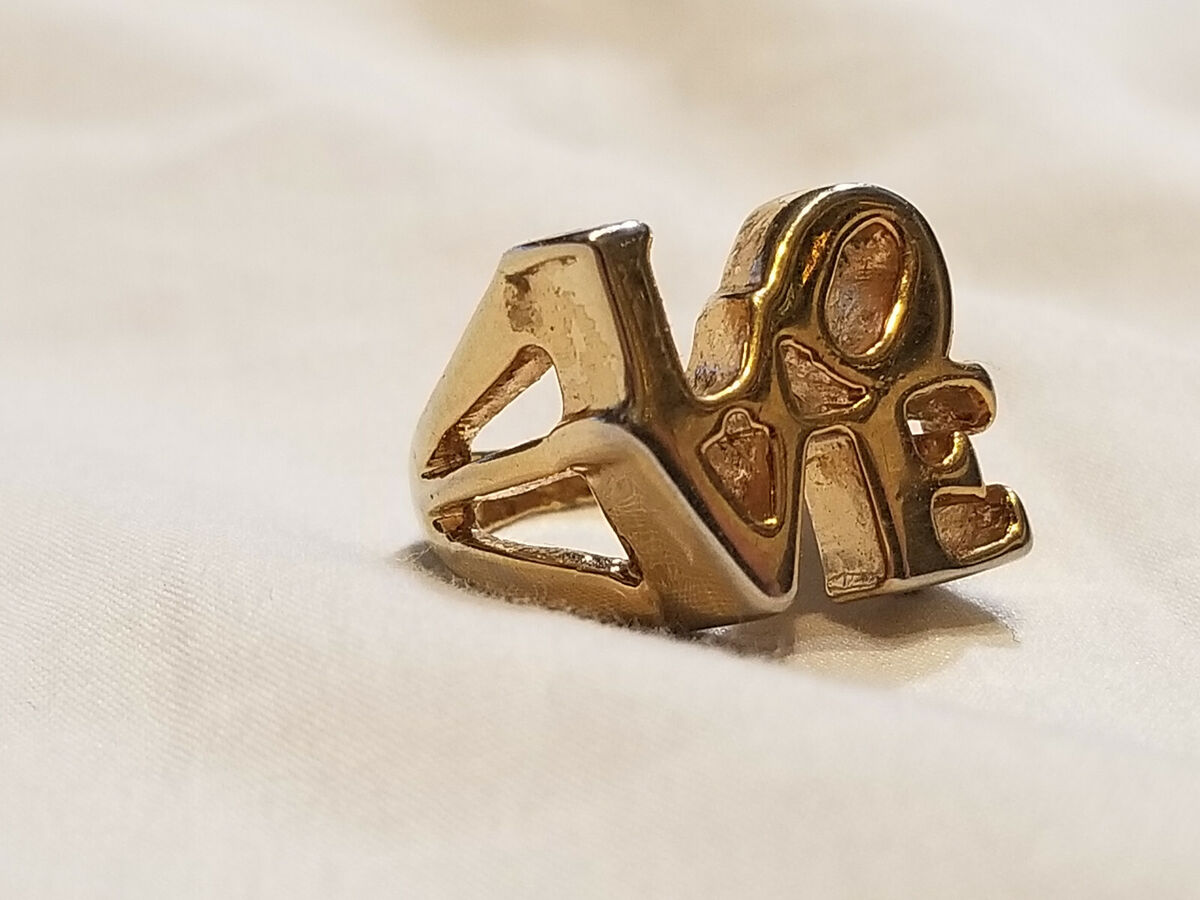 Robert Indiana Vintage Gold Ring LOVE Pop Art Jewelry VERY Robert Indiana Vintage Gold Ring LOVE Pop Art Jewelry VERY