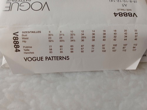 Vogue Outerwear Schnittmuster V8884 Zweireiher Mantel Jacke Gürtel 6-14/14-22 - Bild 7 von 9