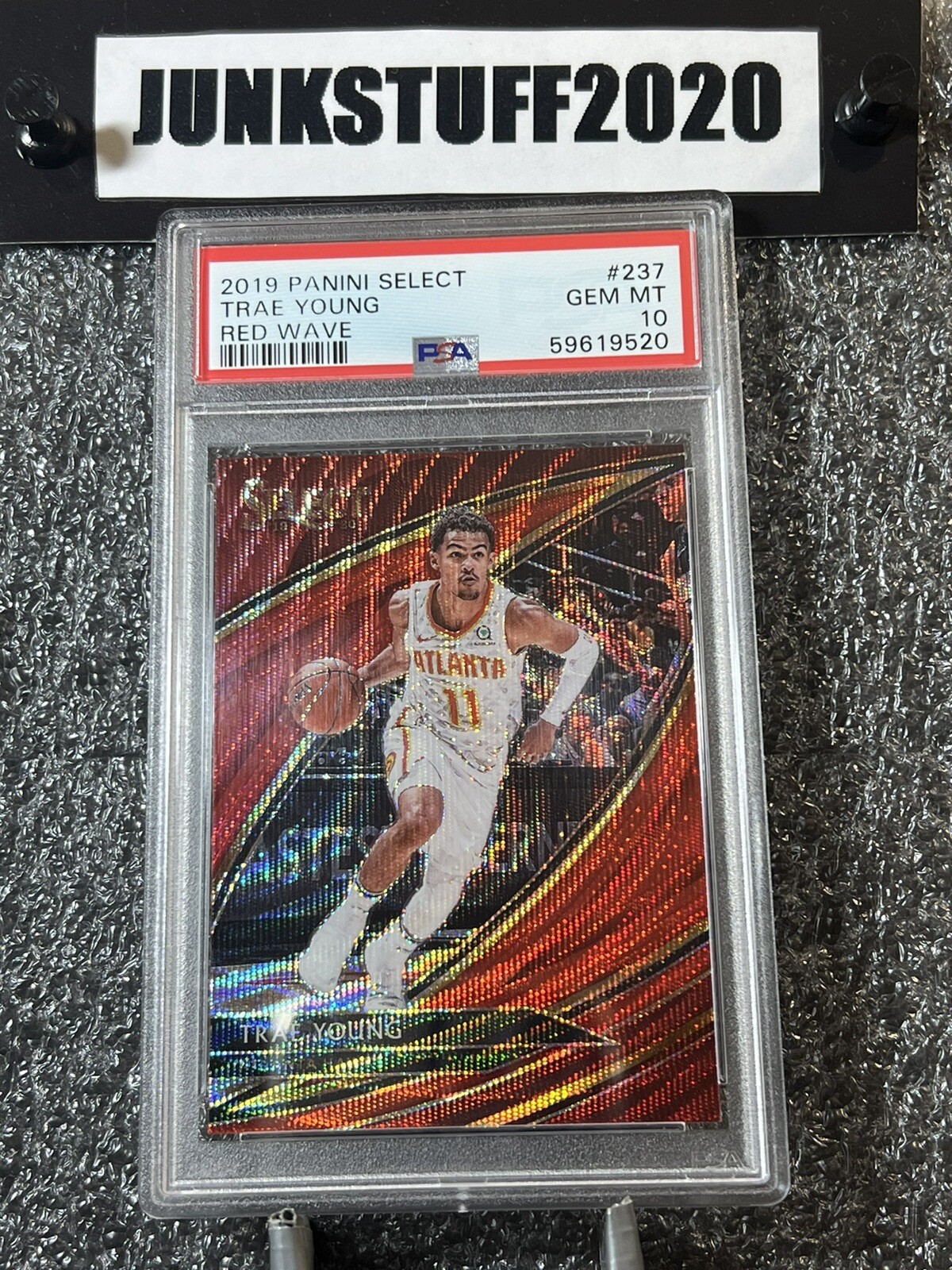 2019-20 Select Trae Young Courtside Red Wave PSA 10 Gem Mint# 237 pop 32 Hawks