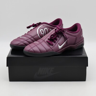 ナイキトータル90 Bordeaux and llic Silver\" NIKE公式】トータル 90 'Bordeaux and Metallic Silver' (HJ9351
